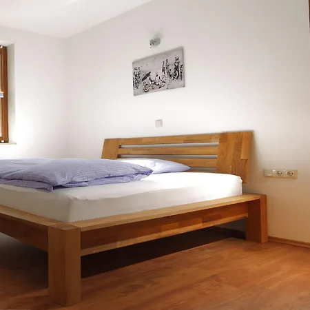 Pumpengasse 3* Вольфсбург