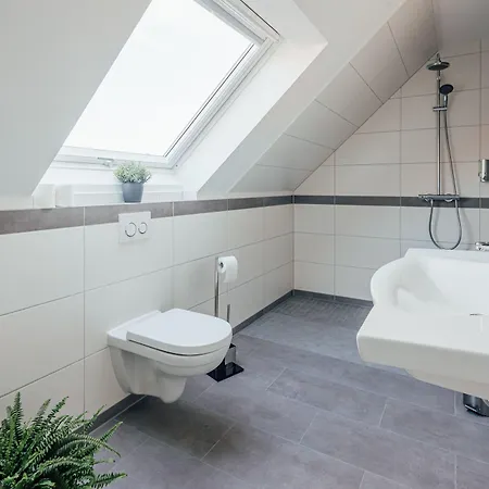 Apart Otel Pumpengasse 3*